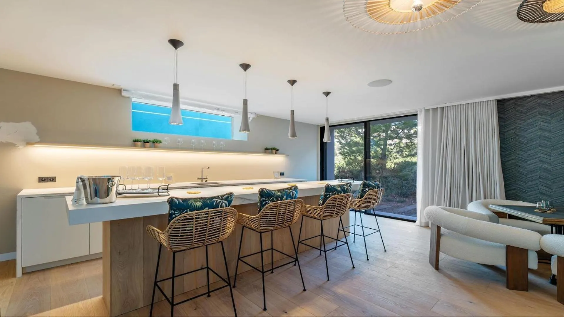 Villa Animle Ocean 아데제